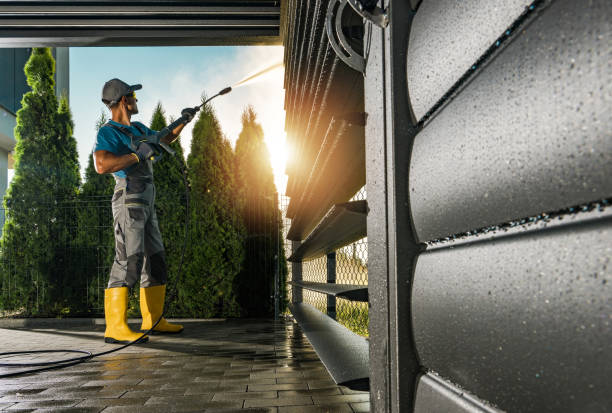 Best Pool Deck Cleaning  in Chase, PA